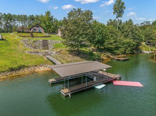 121 S Bay Dr, Jasper, AL 35503