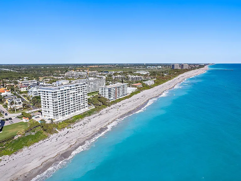 840 Ocean Dr #905 — Photo 41