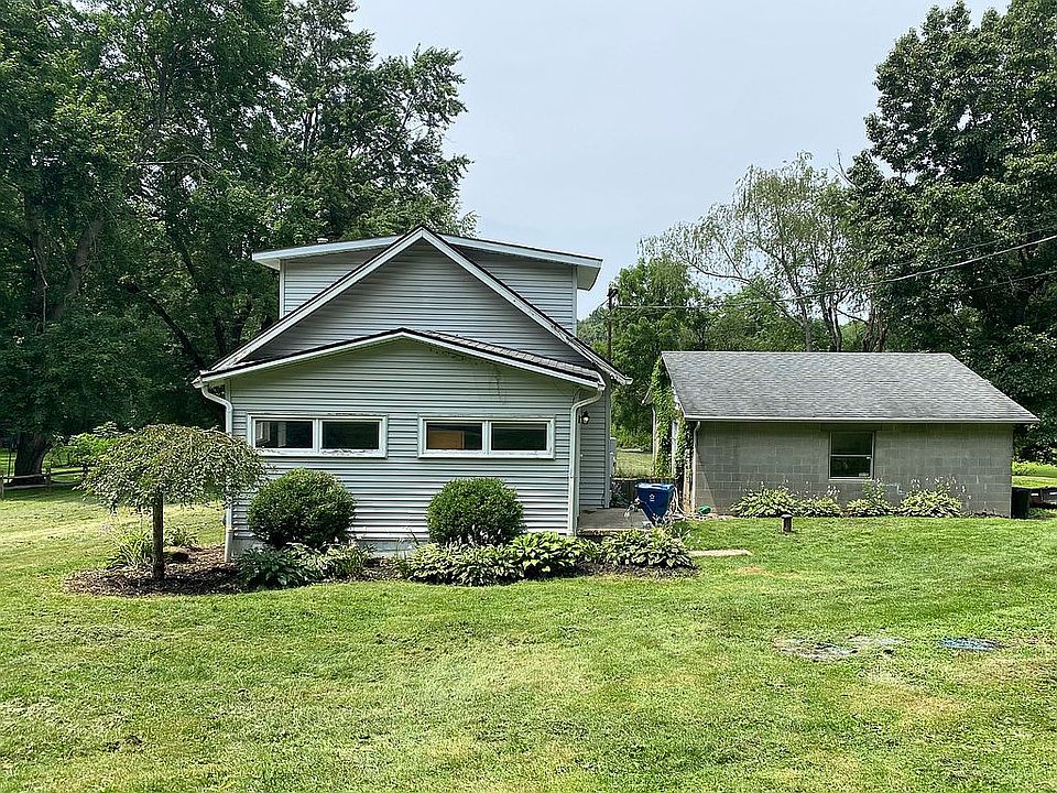 1st image of 1840 Orchard Ln