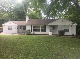 538 Rankin Rd, Independence, MO 64055