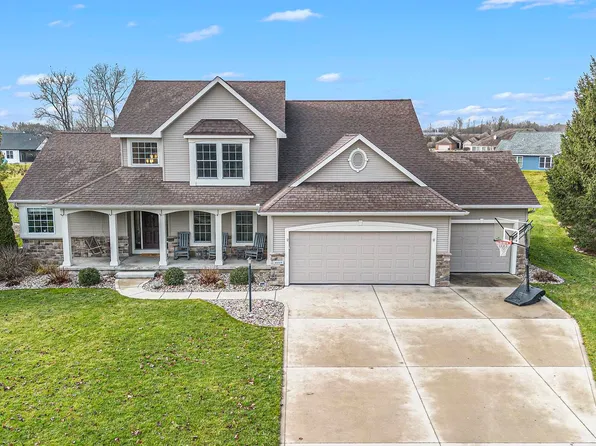 4119 Blackstone Dr, Nappanee, IN 46550