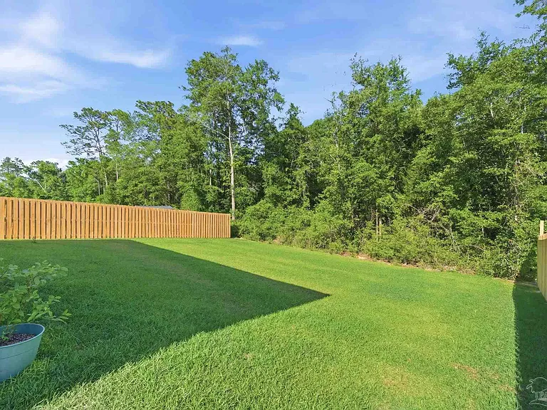 3203 Mountain Laurel Trl — Photo 33