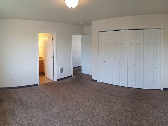 2X2 Bedroom with Bath