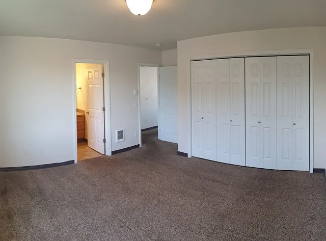 2X2 Bedroom with Bath