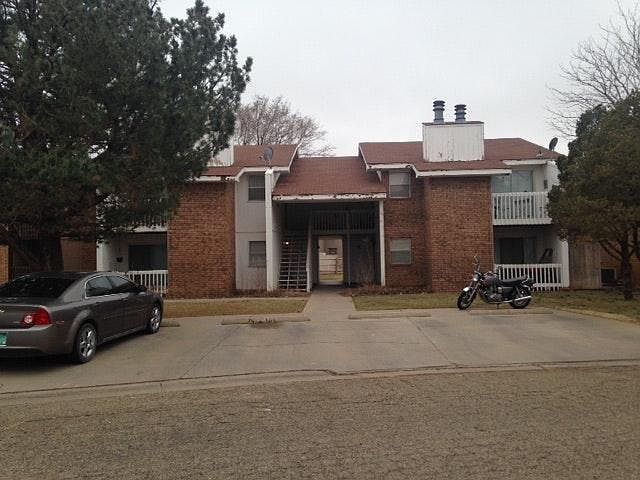 1st image of 720 Laurelwood Dr APT A