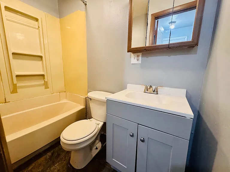 7209 Park Ave — Photo 16