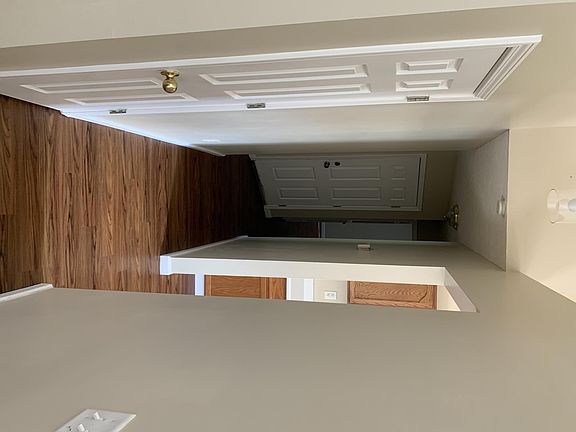 2nd image of 2432 Shorewood Dr