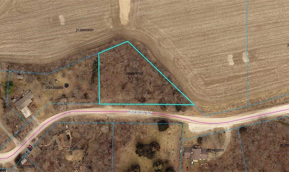2nd image of Hickory Ln