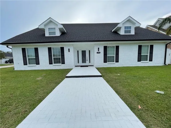 3200 Debouchel Blvd, Meraux, LA 70075