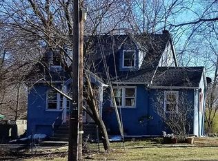 122 E Eckerson Rd, Spring Valley, NY 10977