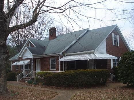 2nd image of 118 W 21st St