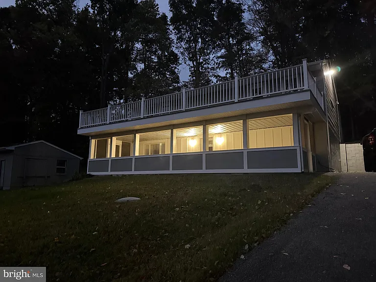453 Walnut Dr — Photo 22