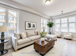 10 Birmingham Dr #37, Cambridge, ON N1R 0C6