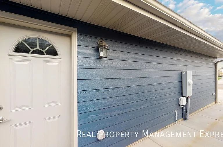 9422 W Gert St — Photo 13