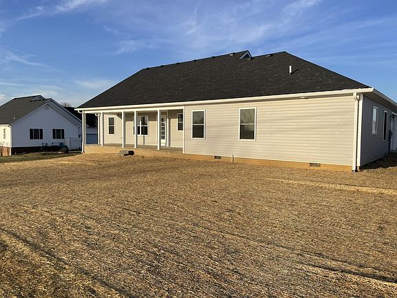3rd image of 920 Milward Dr