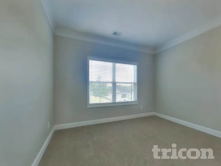 402 Cranbrooke Dr — Photo 14