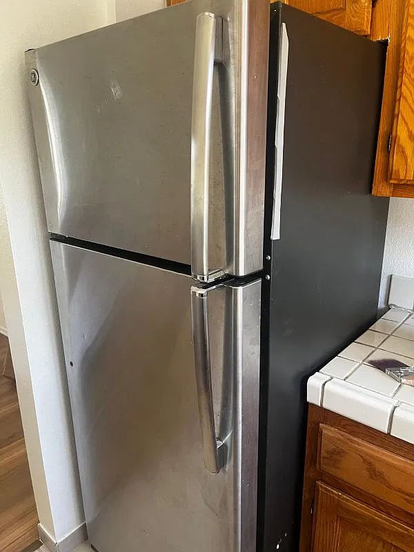 3 bed, 2.0 bath, 924 sqft, $3,350 — Photo 4
