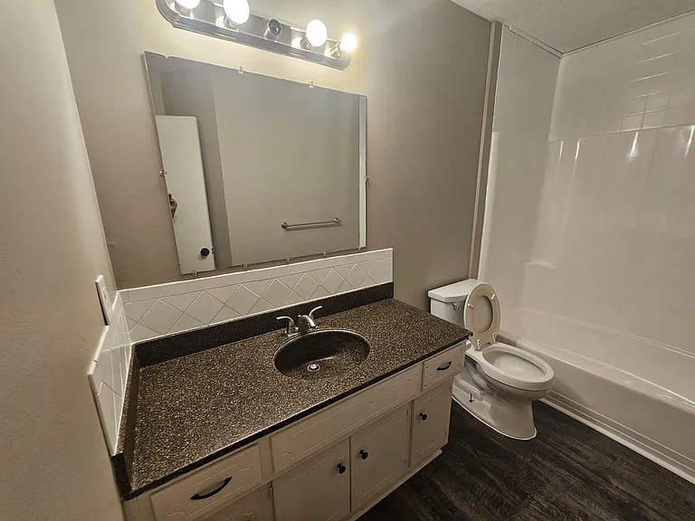 10013 N Harrison Dr — Photo 76