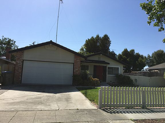 2nd image of 1042 Craig Dr