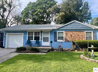 2410 N Woodlawn Dr, Sedalia, MO 65301