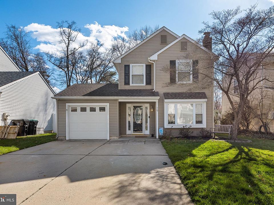 1st image of 19 Woodvale Dr