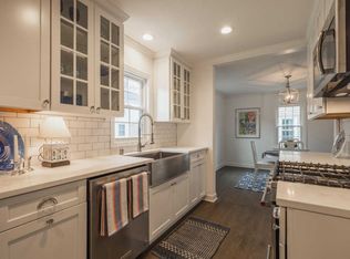1111 E Fairmount Ave, Whitefish Bay, WI 53217