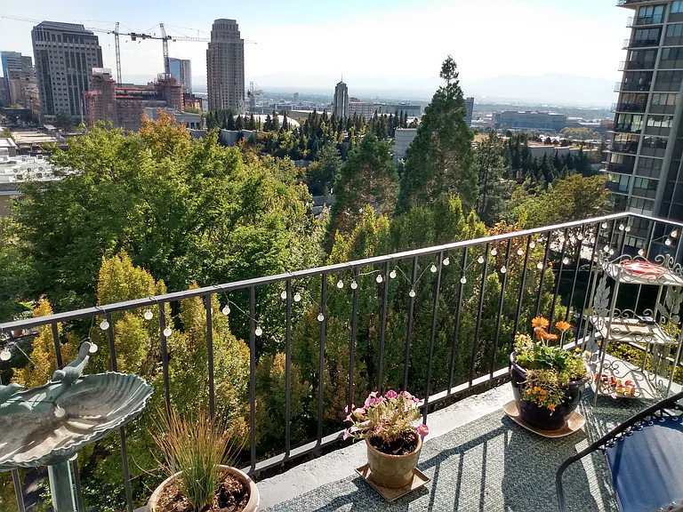 8 E Hillside Ave #408 — Photo 7
