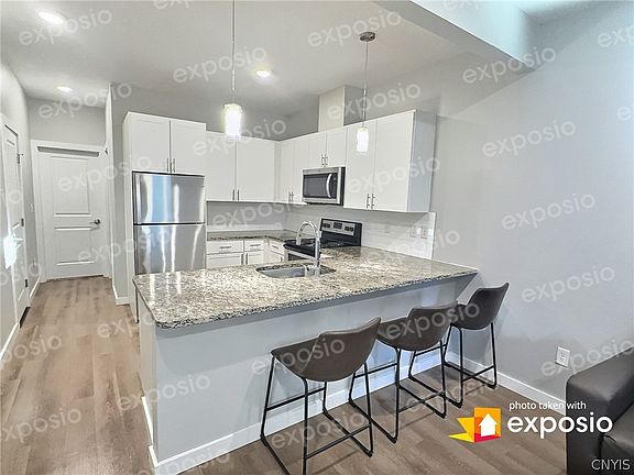5th image of 802 Dryden Rd #802