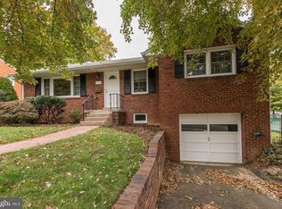 2315 N Roosevelt St, Arlington, VA 22205
