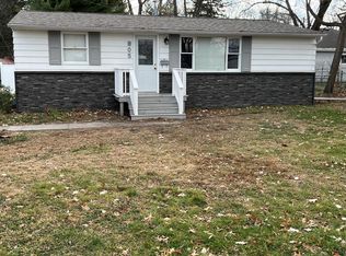 805 Blackhawk Blvd, Burlington, IA 52601