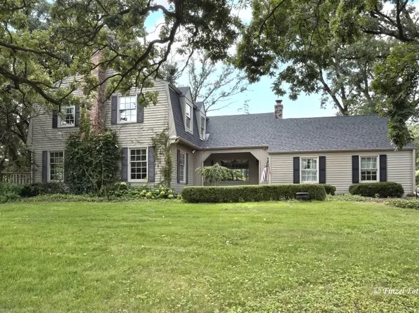 9N794 Koshare Trl, Elgin, IL 60124