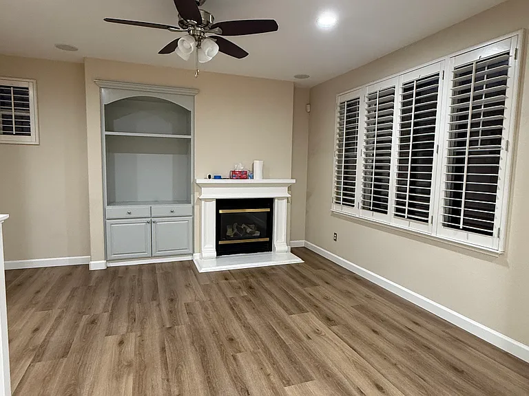 1513 Craiglee Way — Photo 2