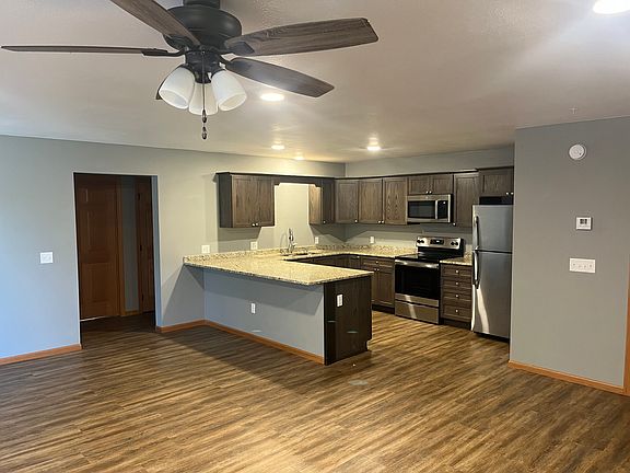 3rd image of 3114 Belknap St #5