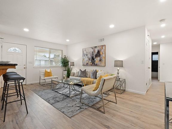 3rd image of 5491 Tradewinds Walkway APT 4