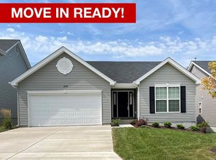 769 Creek View Dr, Fenton, MO 63026