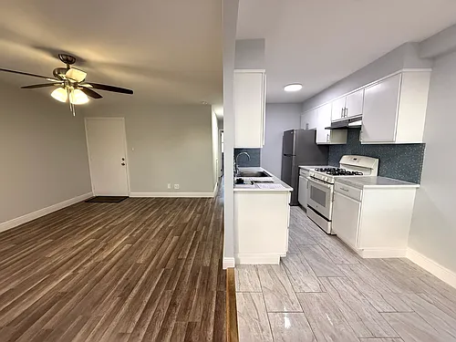 1001 Fanshawe St #1 Photo 1