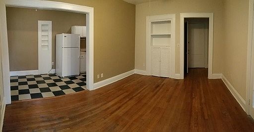 3rd image of 1914 W Dekle Ave APT 04