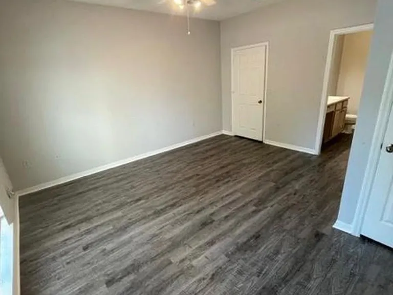 7800 Point Meadows Dr #411 — Photo 13