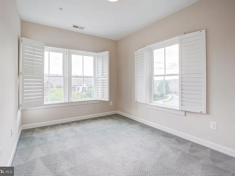 3614 Worthington Blvd — Photo 24