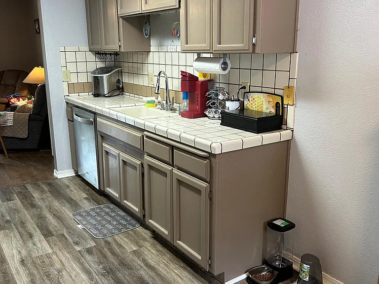955 Cooper Ave #4 — Photo 3