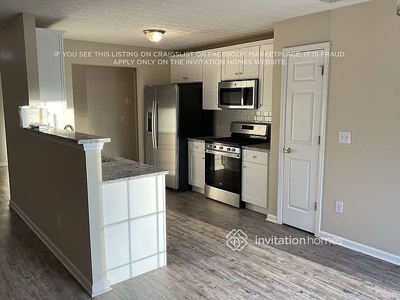 4th image of 7355 Tatum Woods Dr