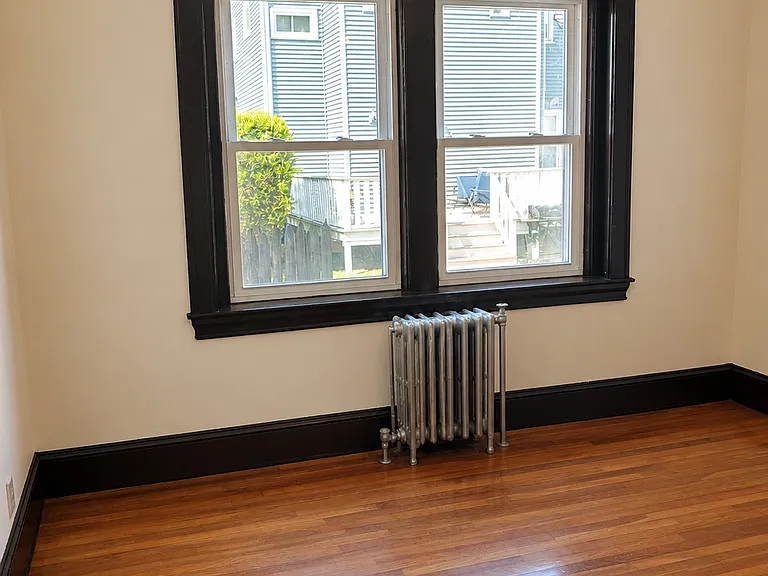 20 Kemper St #1B — Photo 6