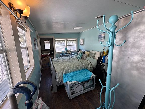 5th image of 10510 Captain Hook Cir