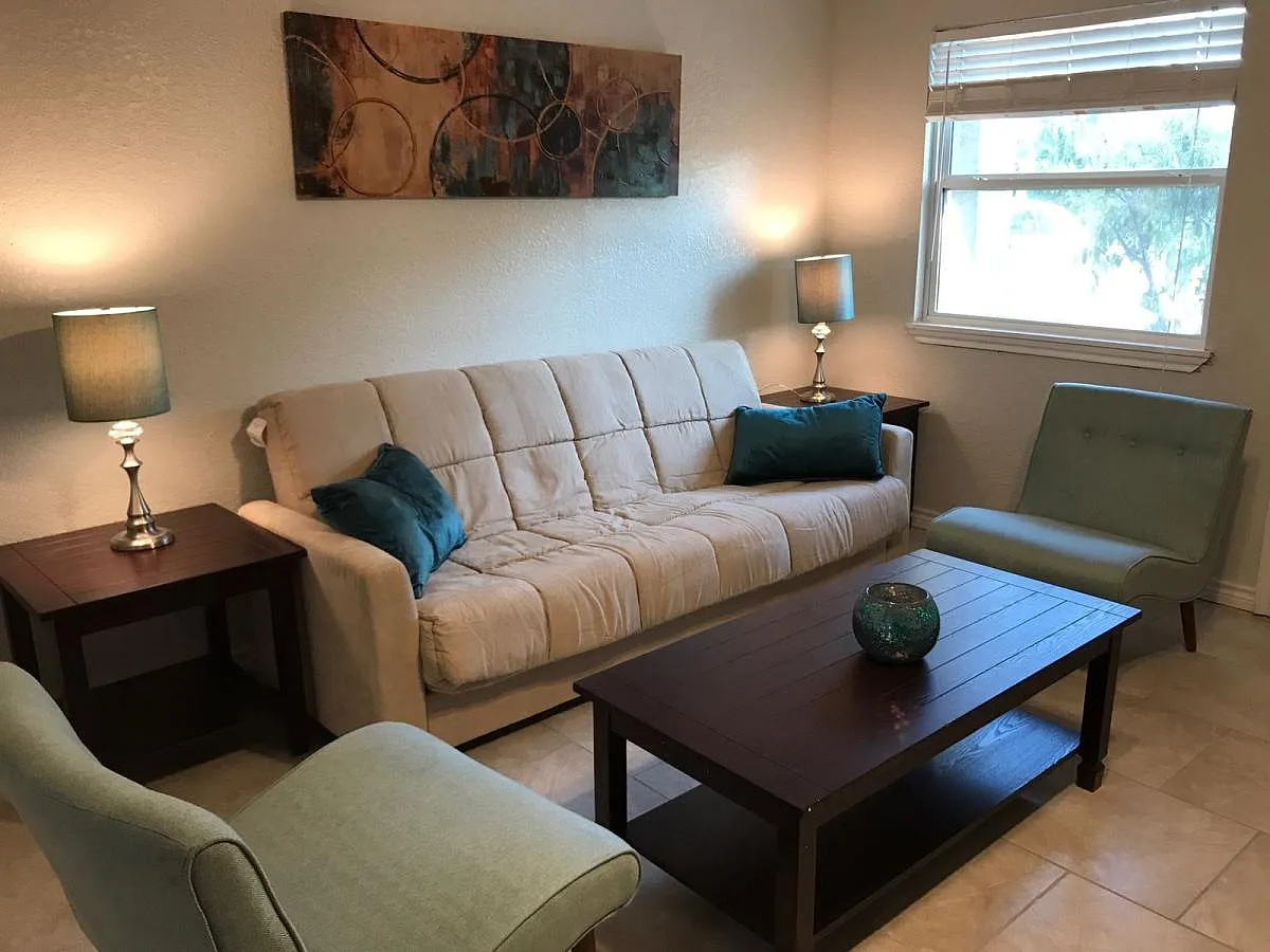 219 Andrews Street — Photo 3
