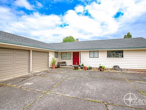 3rd image of 7315 NE 69th Ave