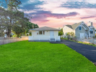 7 Argyle Drive, Shirley, NY, 11967