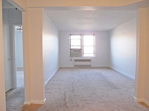 4th image of 33-24 91st St APT 4X