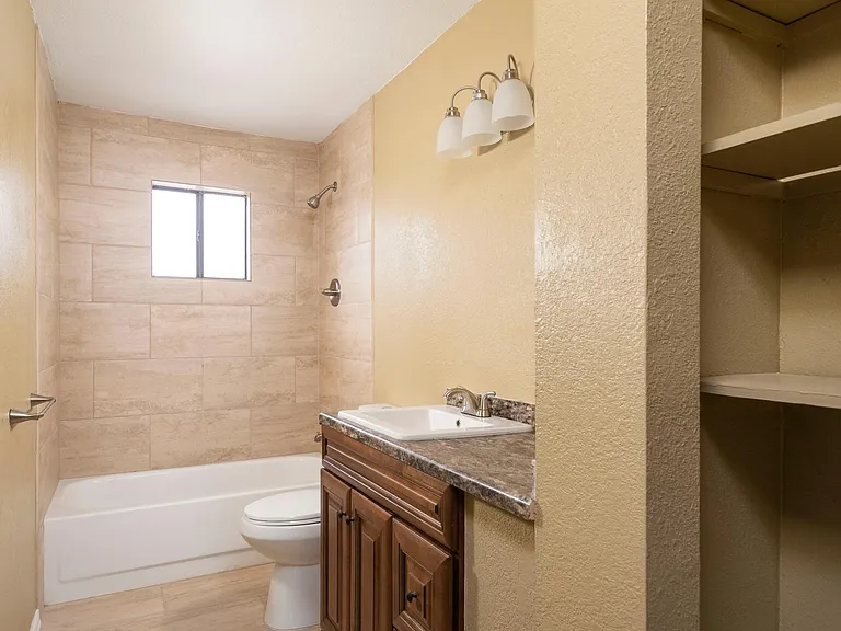 903 S Espanola St — Photo 30