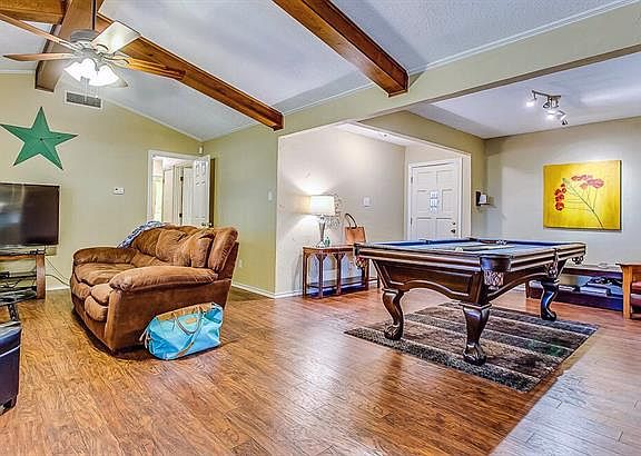 5th image of 2122 Brentwood Ln