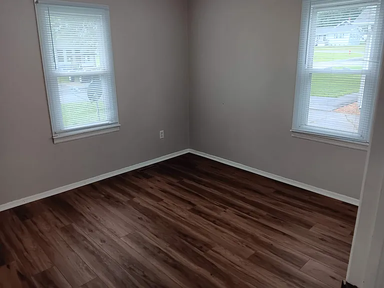1123 Parrish St — Photo 5